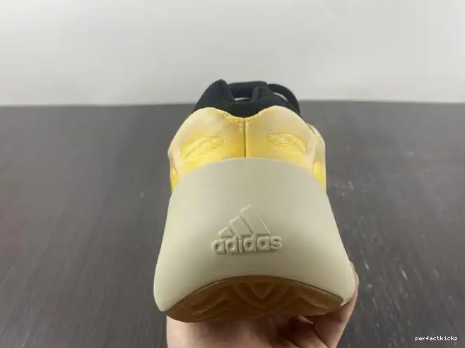 V3 700 Adidas Safflower Yeezy Mono HP5425 0530